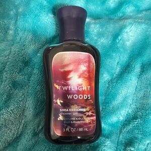 Bath & Body Works Twilight Woods Shea Enriched Shower Gel - Purple
